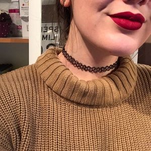 Classic black tattoo choker